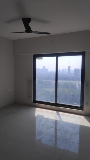Room in 2 BHK Apartment at Kanakia Spaces Zen World, Kanjurmarg East – for Rent