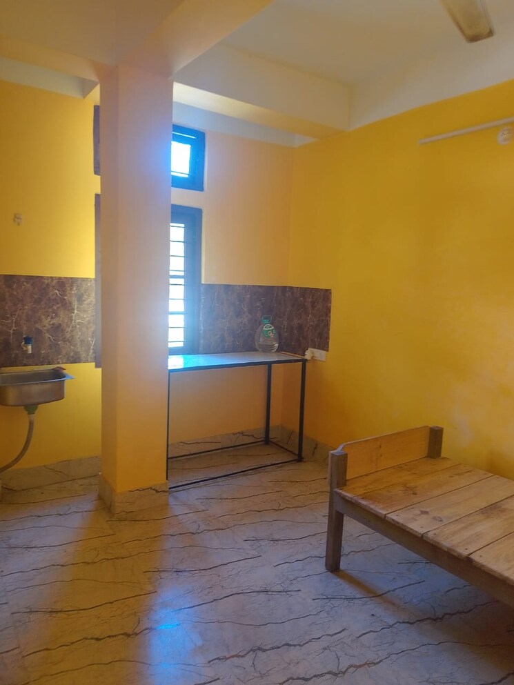 Room, dispur 1 RK 200 Sq.Ft. Villa In Dispur Guwahati 9632021