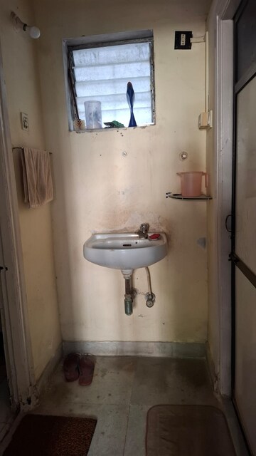 Bathroom in 1 BHK Apartment at Satellite Garden, Goregaon East – for Rent