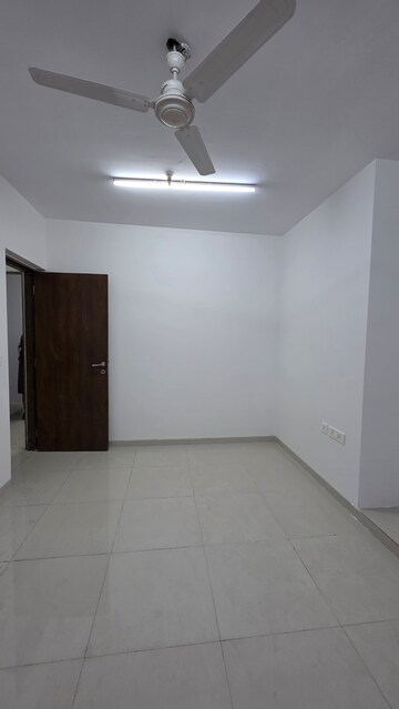 Furnished Amenities in 2 BHK Apartment at Acme Ozone Phase II, Ghodbunder Road – for Sale