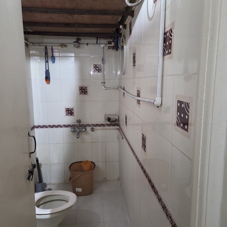 Bathroom, wadgaon sheri 1 Bedroom 650 Sq.Ft. Apartment In Wadgaon Sheri Pune 9632040
