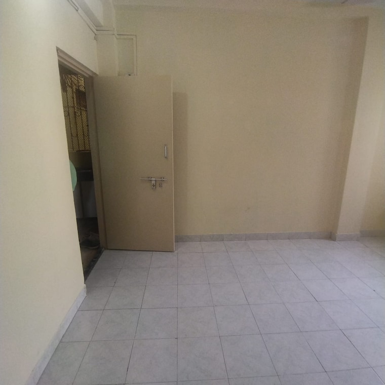 Room, moreshwar-krupa 1 RK 180 Sq.Ft. Apartment In Malad West Mumbai 9632061