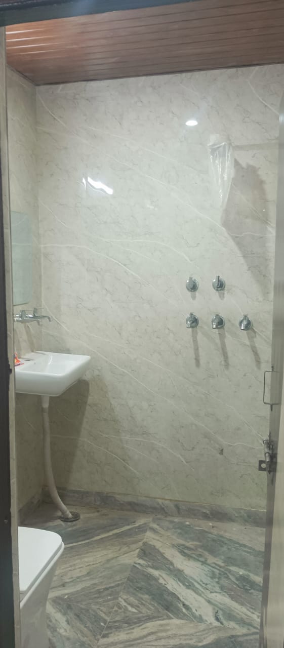 2 BHK Builder Floor For Sale in Dwarka Mor