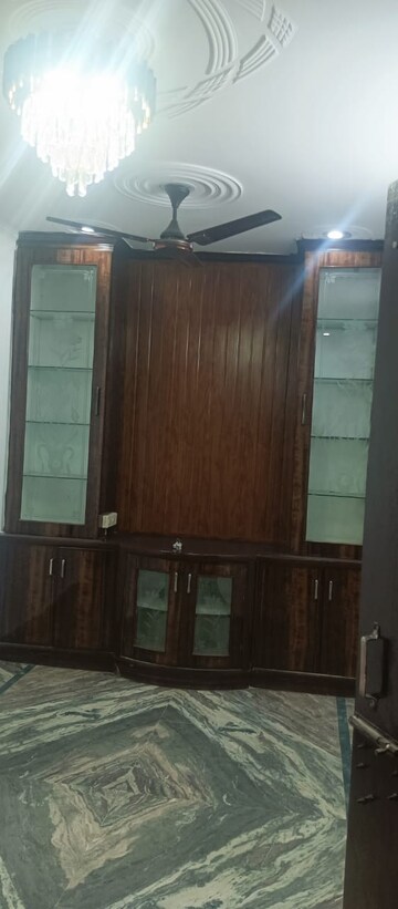 Furnished Amenities in 2 BHK Builder Floor at Dwarka Mor – for Sale