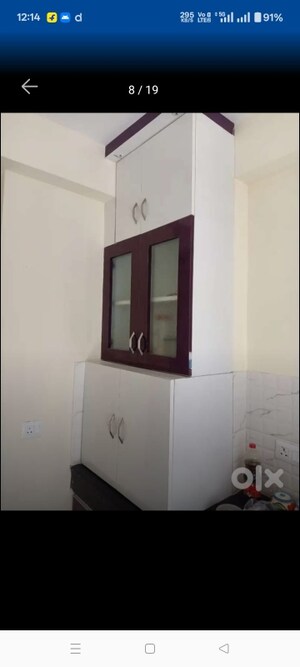 Room in 3 BHK Apartment at Windsor Paradise 2, Raj Nagar Extension – for Rent