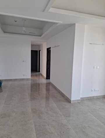 Room in 2 BHK Apartment at Hero Homes Gurgaon, Sector 104 – for Rent