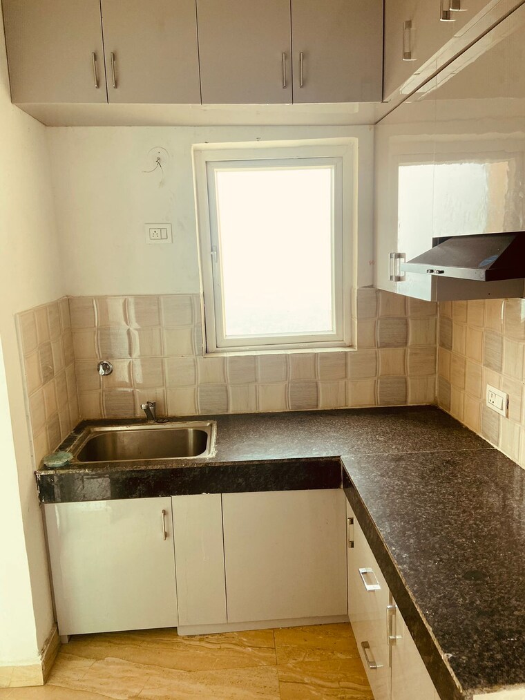 Kitchen, gaur-atulyam-gravity 3 Bedroom 1300 Sq.Ft. Apartment In Omicron I Greater Noida Greater Noida 9632112