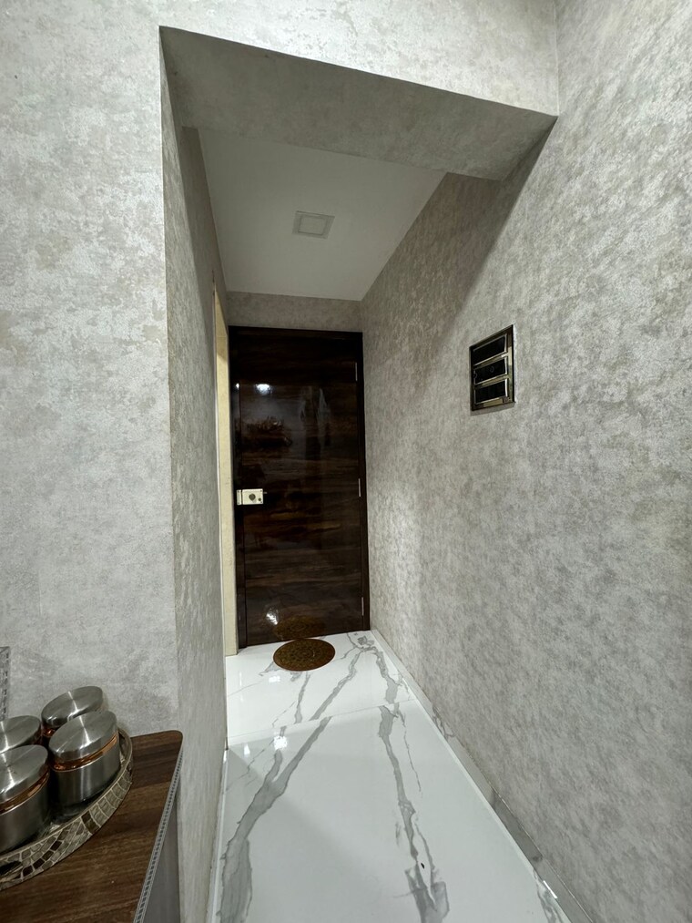 Bathroom, esha-ekta-apartment 2 Bedroom 900 Sq.Ft. Apartment In Worli Mumbai 9632147