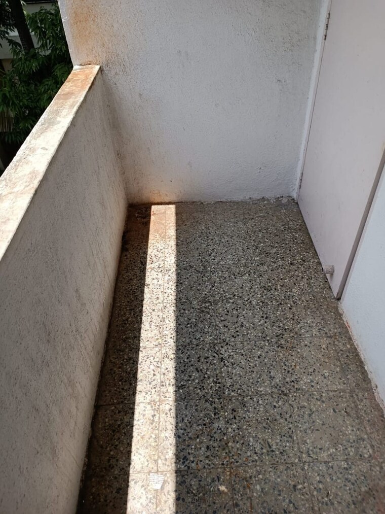 Balcony, kothrud 1 Bedroom 456 Sq.Ft. Apartment In Kothrud Pune 9632144