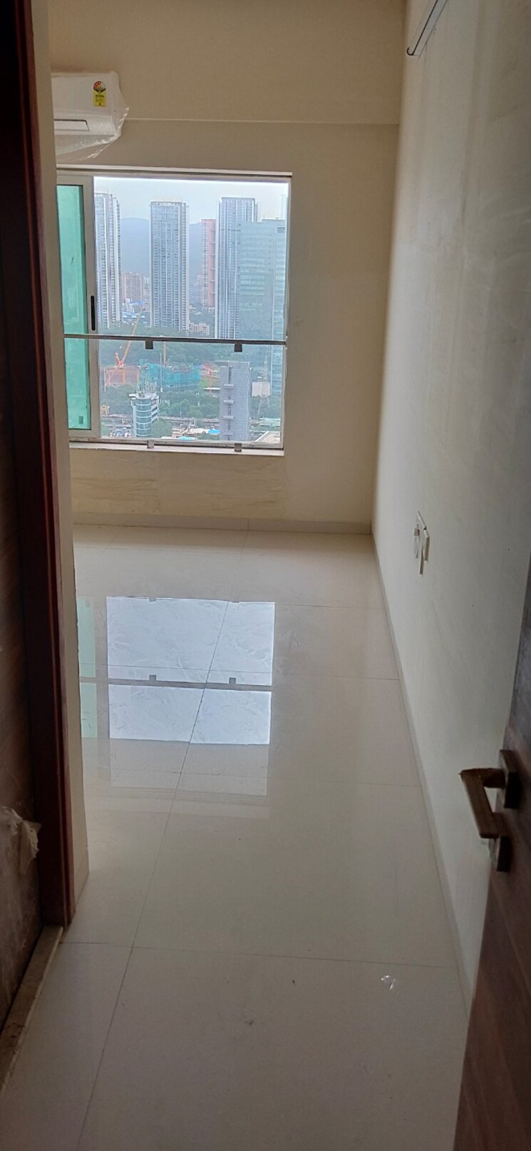 Room, romell-aether 2 Bedroom 713 Sq.Ft. Apartment In Goregaon East Mumbai 9632156