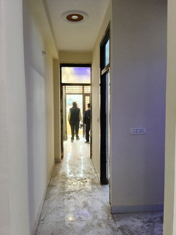 Building Lobby in 2 BHK Builder Floor at Gayatri Enclave Govindpuram, Govindpuram – for Sale