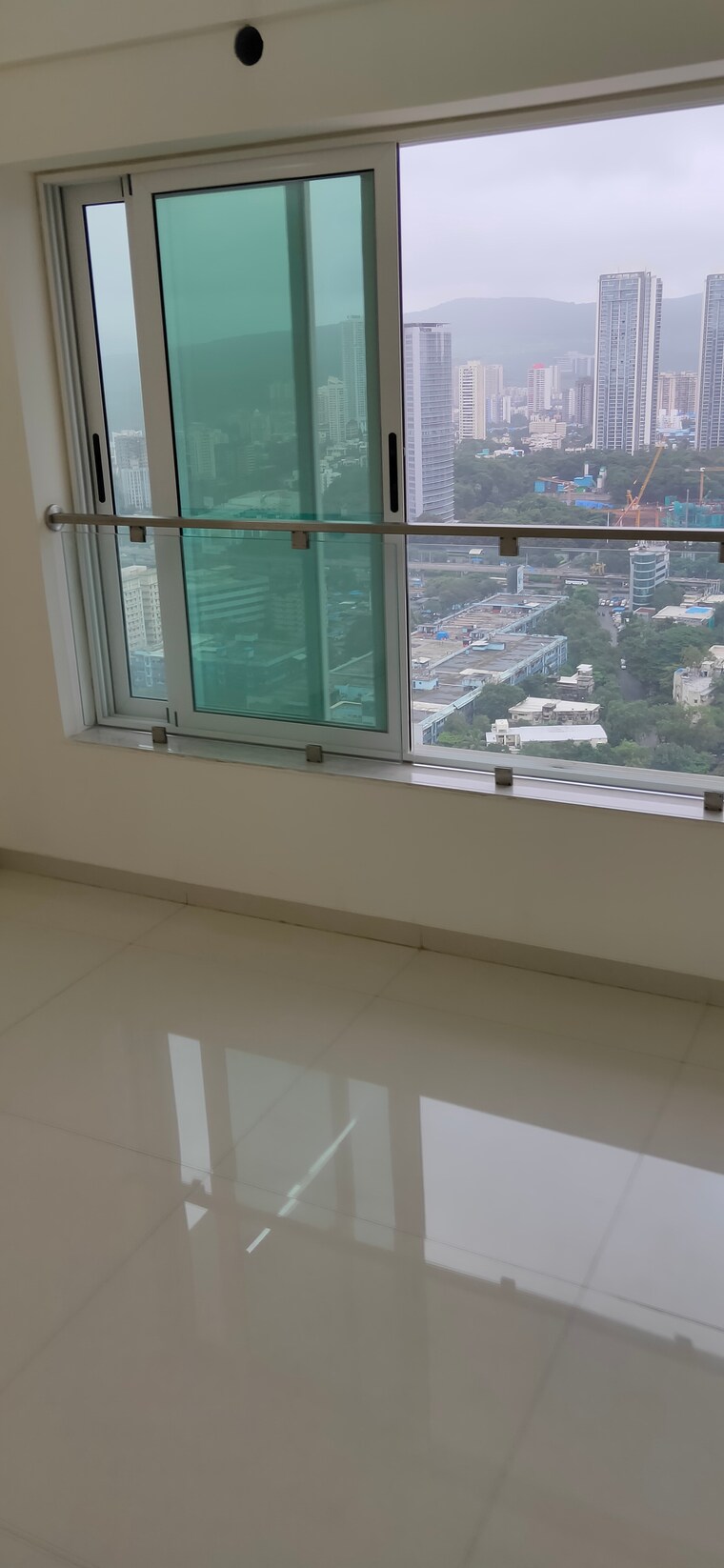 Room, romell-aether 3 Bedroom 980 Sq.Ft. Apartment In Goregaon East Mumbai 9632185