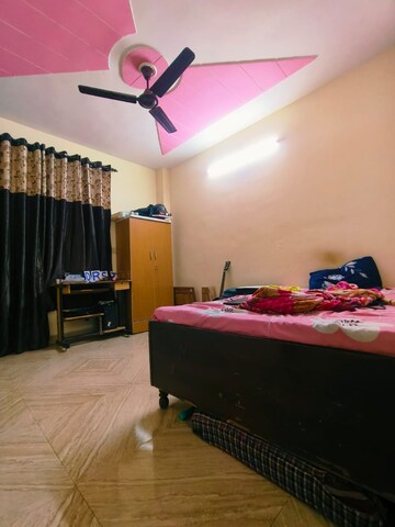 Bedroom in 3 BHK Builder Floor at Dwarka Mor – for Rent