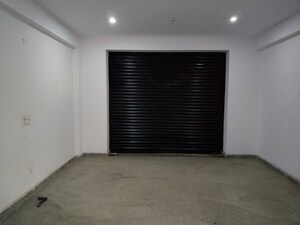 Room in  Warehouse at Sector 69 – for Rent