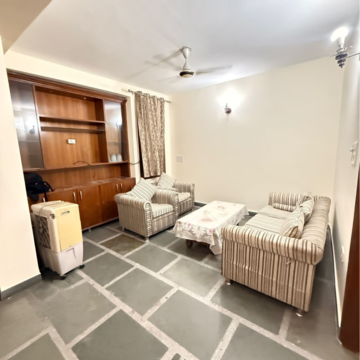 Living Room in 2 BHK Builder Floor at Chattarpur – for Rent