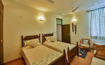 Bedroom in 4 BHK Apartment at Panchsheel Park – for Rent