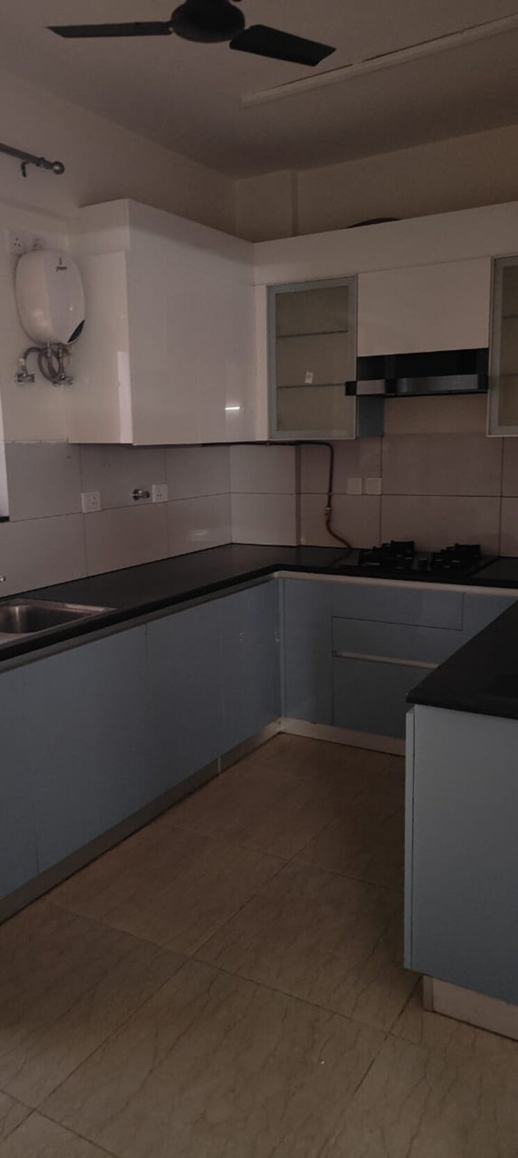 Kitchen, ireo-victory-valley 4 Bedroom 3192 Sq.Ft. Apartment In Sector 67 Gurgaon 9632217