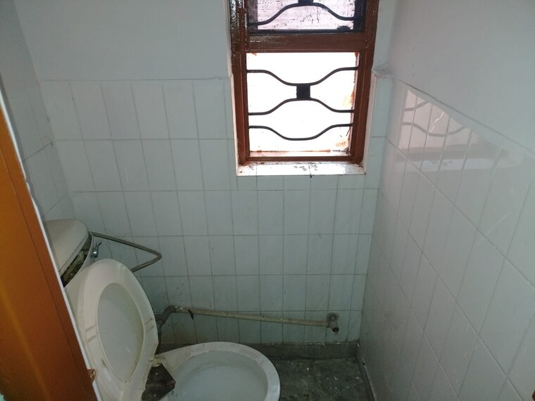 Bathroom, sector 4 2 Bedroom 1800 Sq.Ft. Apartment In Sector 4 Panchkula 9632227