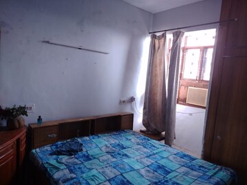 Bedroom in 2 BHK Apartment at Sector 4 – for Rent