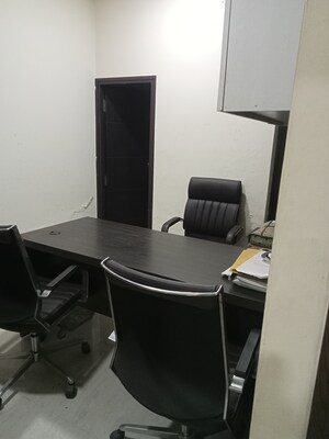 Team Area in 3 BHK Builder Floor at Vijay Tower Gomti Nagar, Gomti Nagar – for Rent