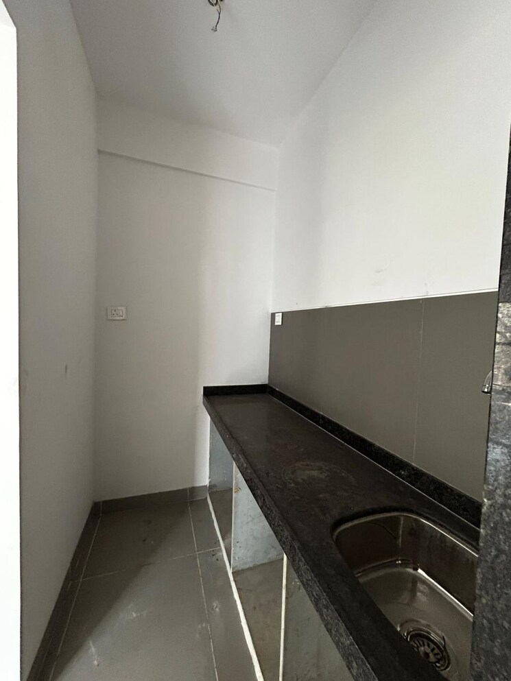 Kitchen, ms-mody-mickeys-square Commercial Office Space 640 Sq.Ft. In Andheri East Mumbai 9632290