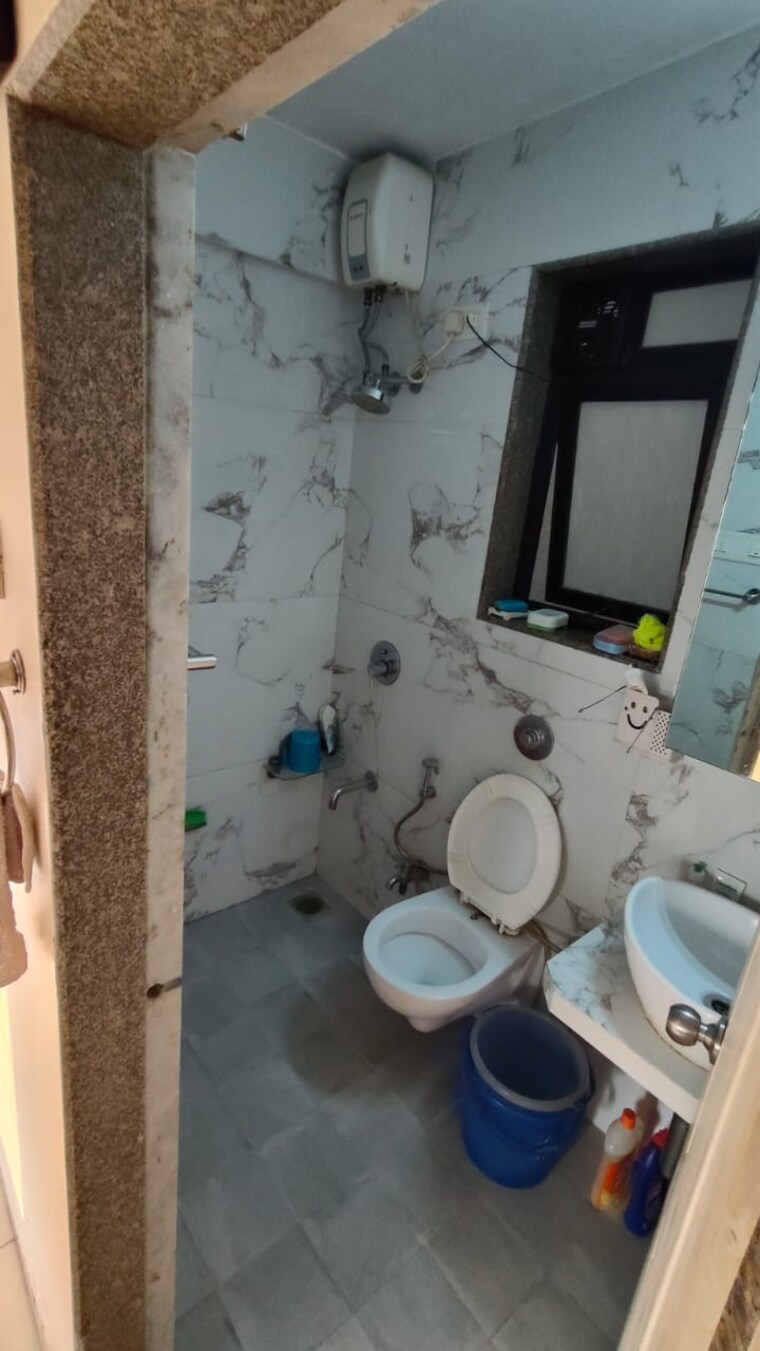 Bathroom, meenakshi-sky-lounge 3 Bedroom 2080 Sq.Ft. Apartment In Kothaguda Hyderabad 9632347