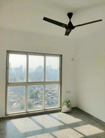2 BHK Apartment For Rent in Runwal Sanctuary, Mulund West