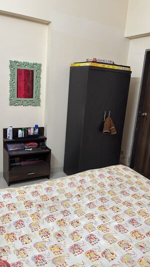 Bedroom in 2 BHK Apartment at Abrol Avirahi Heights, Malad West – for Rent