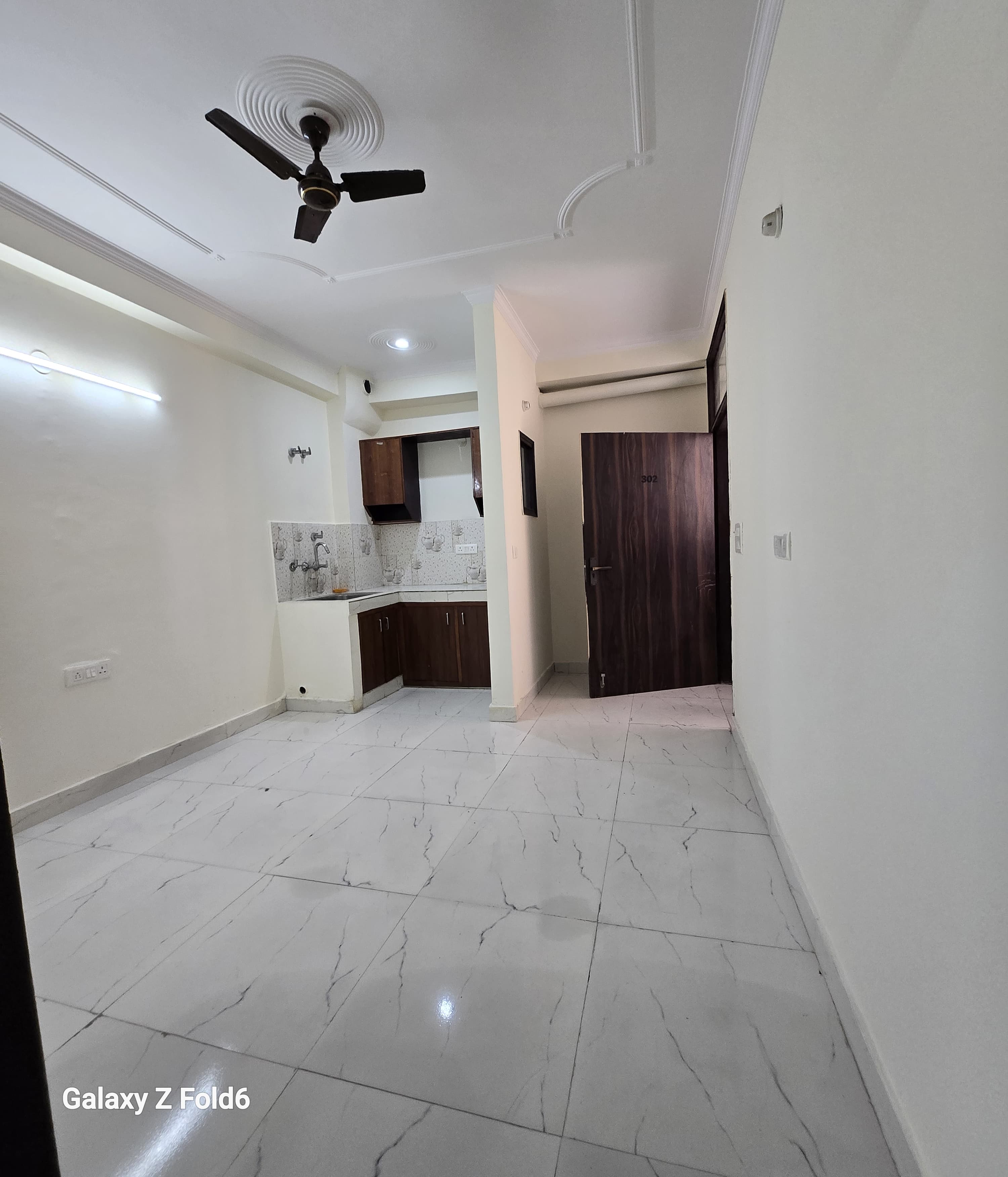 1 BHK + Servant Room Builder Floor For Rent in Chhatarpur Village 