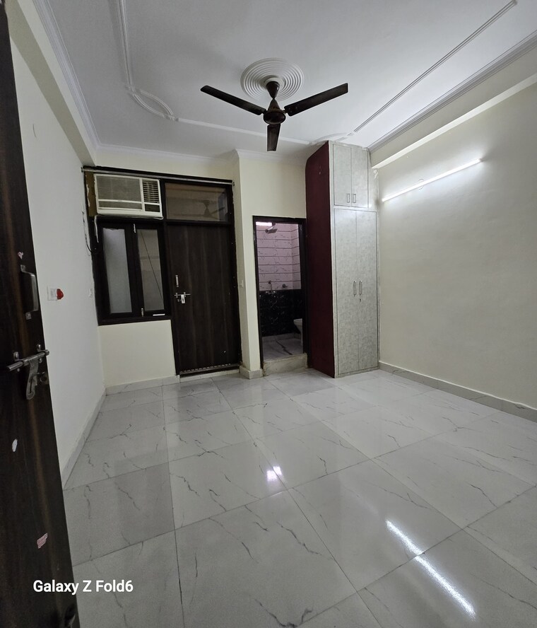Room, chattarpur 1 Bedroom 400 Sq.Ft. Builder Floor In Chattarpur Delhi 9632425