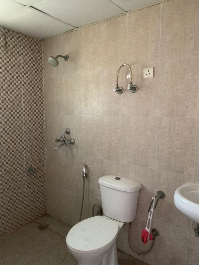 Bathroom, aditya-city-apartments 3 Bedroom 766 Sq.Ft. Apartment In Shahpur Bamheta Ghaziabad 9632453