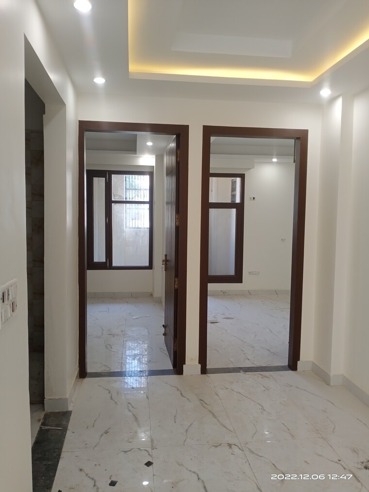 Room, vasant kunj 3 Bedroom 1350 Sq.Ft. Builder Floor In Vasant Kunj Delhi 9632447