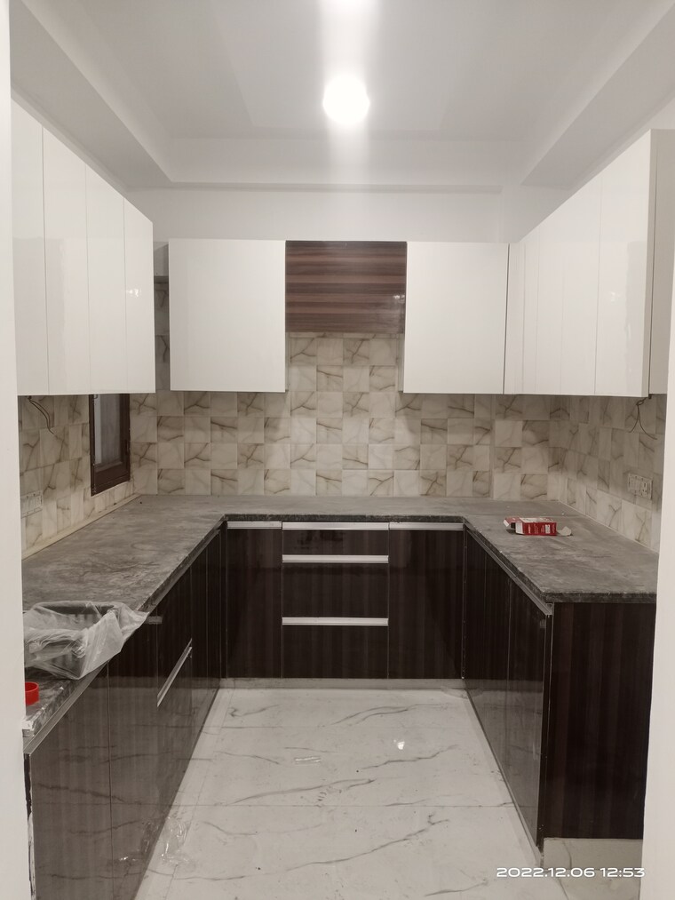 Kitchen, vasant kunj 3 Bedroom 1350 Sq.Ft. Builder Floor In Vasant Kunj Delhi 9632447