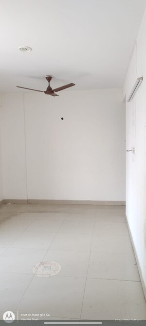 Room in 2 BHK Apartment at AFOWO Raksha Addela, Sector 16c Greater Noida – for Rent