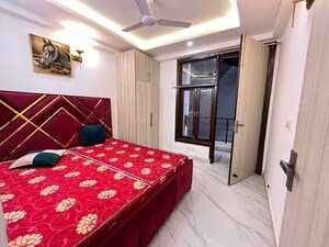 Bedroom in 2 BHK Builder Floor at Saket – for Rent