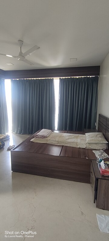 Bedroom in 3 BHK Apartment at Zahra Tower, Worli – for Rent