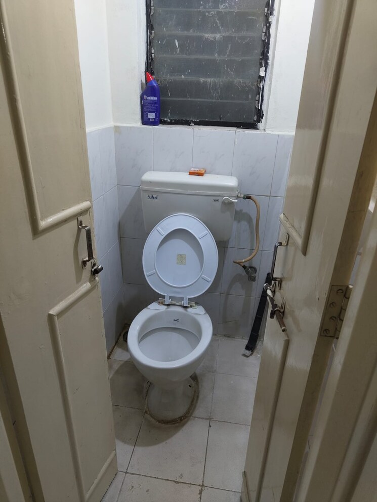 Bathroom, goel-ganga-hamlet 1 Bedroom 750 Sq.Ft. Apartment In Viman Nagar Pune 9632481