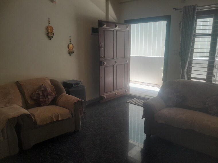 Living Room, nri layout 2 Bedroom 1500 Sq.Ft. Builder Floor In Nri Layout Bangalore 9632475