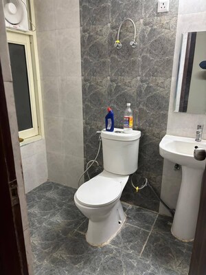 Bathroom in 2.5 BHK Apartment at Panchsheel Greens II, Sector 16 Greater Noida – for Rent