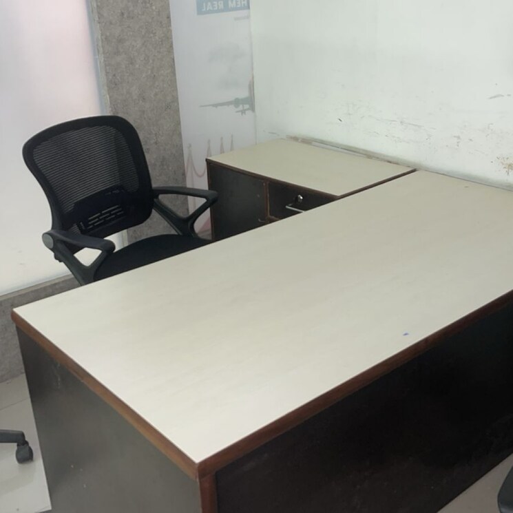 Team Area, sector 17 Commercial Office Space 800 Sq.Ft. In Sector 17 Chandigarh 9632486