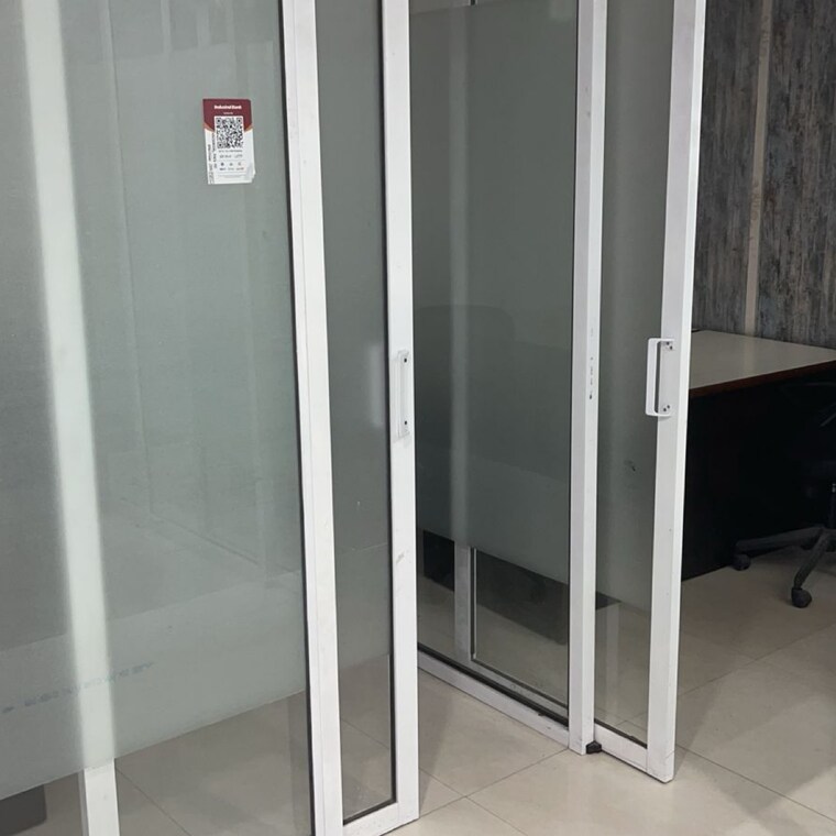 undefined, sector 17 Commercial Office Space 800 Sq.Ft. In Sector 17 Chandigarh 9632486