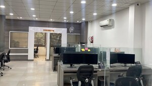  Office Space For Rent in Dayal Bagh