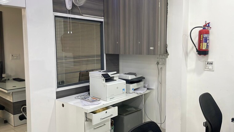 Team Area, dayal bagh Commercial Office Space 3500 Sq.Ft. In Dayal Bagh Agra 9632500