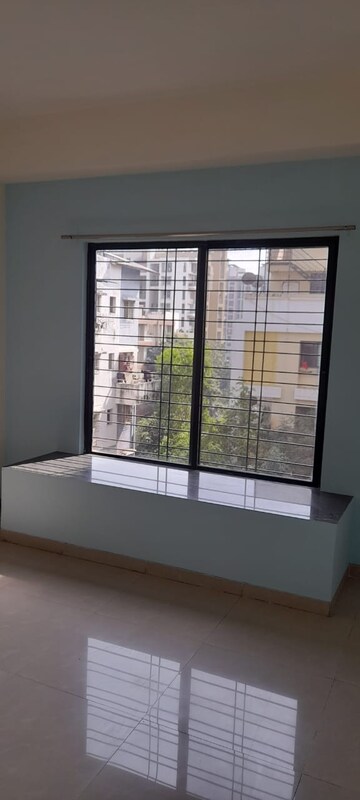Room in 3 BHK Apartment at Wakad – for Rent