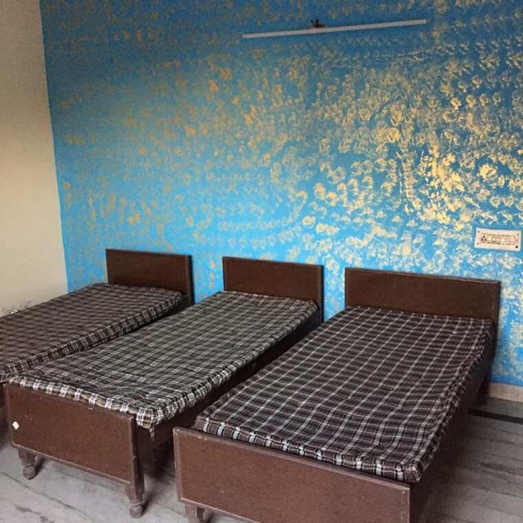 Bedroom, sector 59 Pg For Girls In Sector 59 9632571