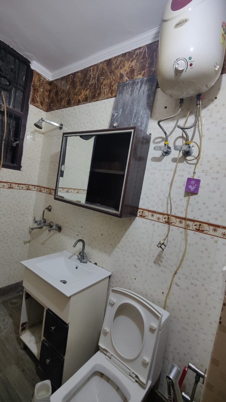 Bedroom, spring-field 3 Bedroom 350 Sq.Ft. Builder Floor In Sector 31 Faridabad 9632618