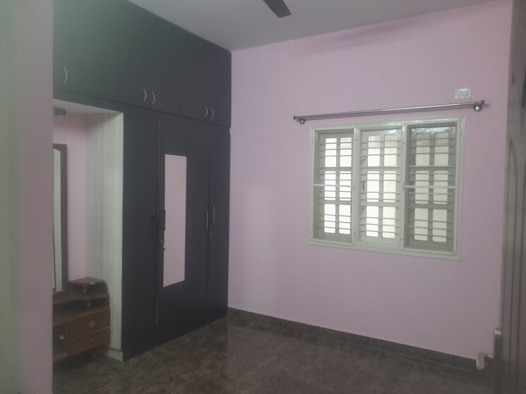 Room, nri layout 2 Bedroom 1200 Sq.Ft. Builder Floor In Nri Layout Bangalore 9632517