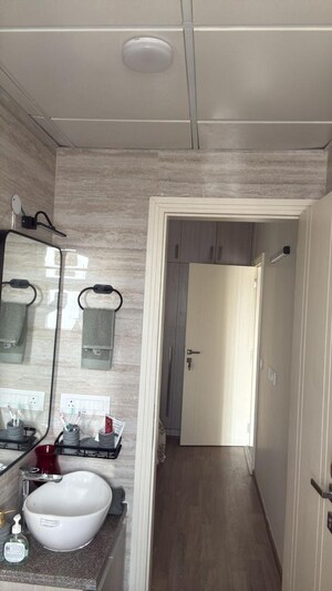 Building Lobby in 2.5 BHK Builder Floor at Central Park Cerise Suites, Sohna Sector 33 – for Rent