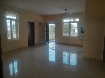Living Room in 3 BHK Builder Floor at Nri Layout – for Rent