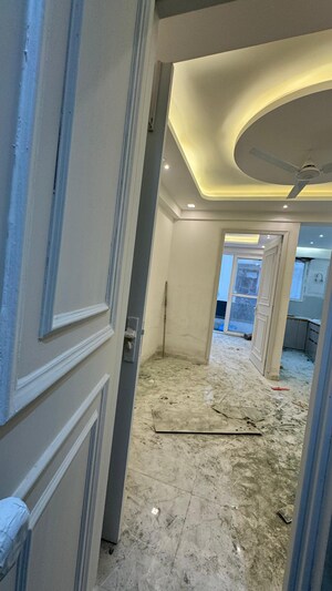 Building Lobby in 1 BHK Builder Floor at Chattarpur – for Rent